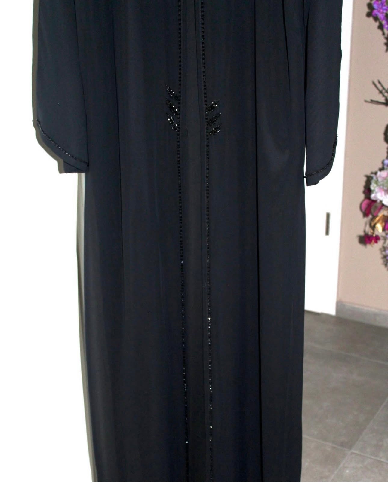 Noor Abaya